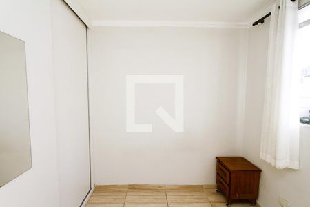 Quarto 1 de apartamento para alugar com 2 quartos, 45m² em Camargos, Belo Horizonte