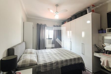 Quarto 1 de casa para alugar com 2 quartos, 84m² em Vila Esperança, São Paulo