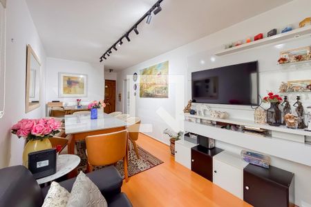 Sala de apartamento à venda com 3 quartos, 72m² em Vila Monumento, São Paulo