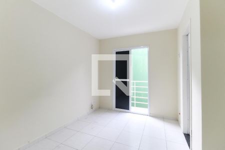 Suíte 1 de casa de condomínio para alugar com 2 quartos, 56m² em Vila Carmosina, São Paulo