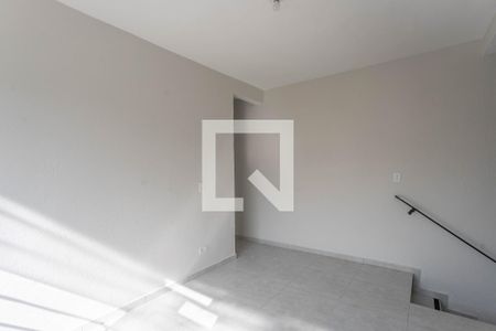 Sala  de casa para alugar com 2 quartos, 90m² em Serraria, Diadema