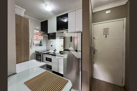 Sala/Cozinha de apartamento para alugar com 2 quartos, 90m² em Parque Novo Oratório, Santo André