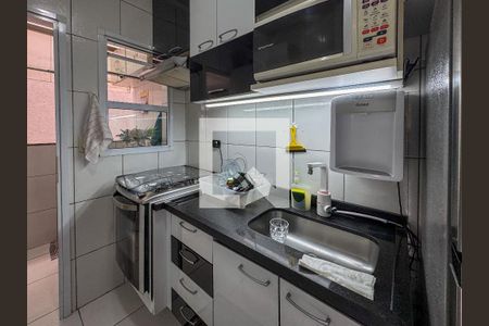 Sala/Cozinha de apartamento para alugar com 2 quartos, 90m² em Parque Novo Oratório, Santo André