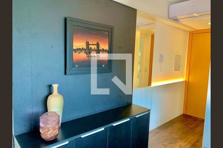 Sala / Quarto de apartamento à venda com 1 quarto, 31m² em Petrópolis, Porto Alegre