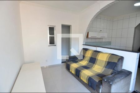 Sala 1 de casa para alugar com 1 quarto, 64m² em Imperial de São Cristóvão, Rio de Janeiro