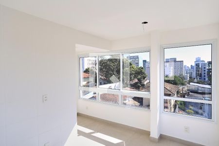 Cozinha de apartamento para alugar com 1 quarto, 95m² em São Lucas, Belo Horizonte