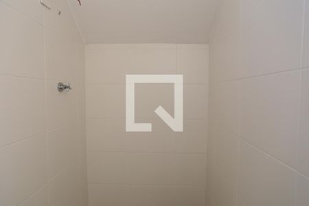 Banheiro de apartamento para alugar com 1 quarto, 95m² em São Lucas, Belo Horizonte