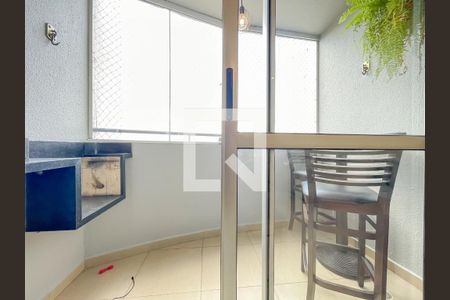 Sacada de apartamento para alugar com 3 quartos, 74m² em Jaguaribe, Osasco