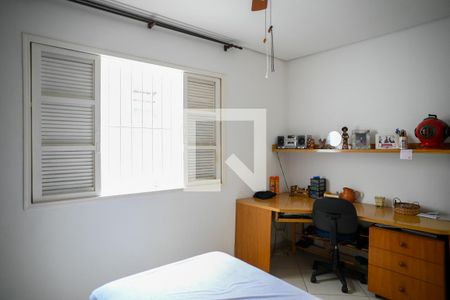 Quarto 1 de casa à venda com 2 quartos, 150m² em Vila das Merces, São Paulo