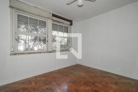 Quarto de apartamento para alugar com 3 quartos, 130m² em Petrópolis, Porto Alegre