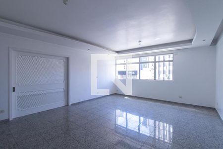 Sala  de TV de apartamento para alugar com 4 quartos, 377m² em Batel, Curitiba