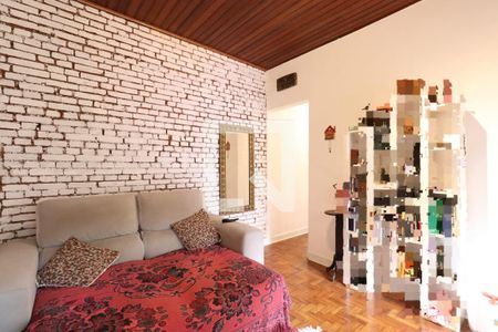 Sala de casa à venda com 2 quartos, 170m² em Alto de Pinheiros, São Paulo