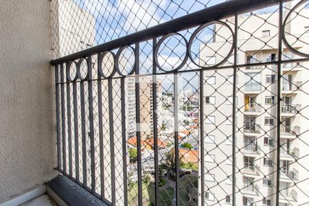 Varanda de apartamento para alugar com 1 quarto, 56m² em Jardim Tupanci, Barueri