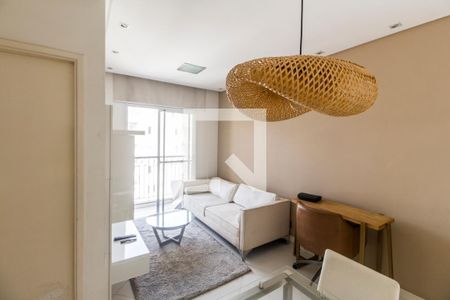 Sala  de apartamento para alugar com 1 quarto, 56m² em Jardim Tupanci, Barueri