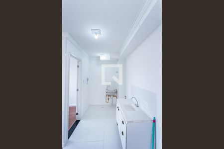 Sala, cozinha e área de serviço de apartamento para alugar com 2 quartos, 33m² em Brasilândia, São Paulo
