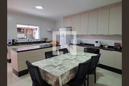 Casa à venda com 3 quartos, 137m² em Cidade Patriarca, São Paulo