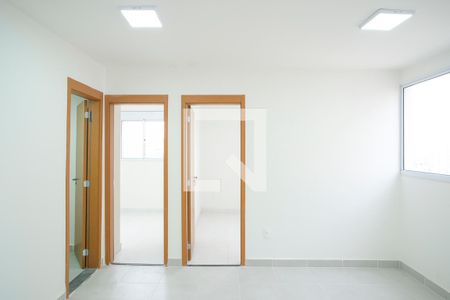 Sala de apartamento para alugar com 2 quartos, 36m² em Vila Palmares, São Caetano do Sul