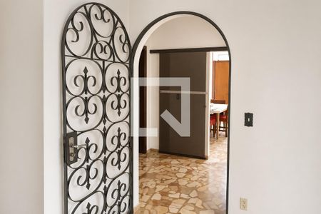 Casa à venda com 3 quartos, 300m² em Rolinópolis, São Paulo