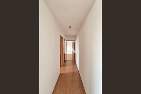 Corredor  de apartamento à venda com 2 quartos, 42m² em Parque Industrial, Campinas