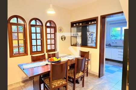 Sala de casa para alugar com 3 quartos, 220m² em Vila Sao Francisco (zona Sul), São Paulo