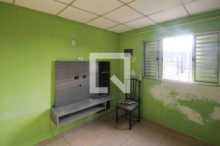 Sala e quarto de casa para alugar com 1 quarto, 28m² em Vila Bancaria, São Paulo