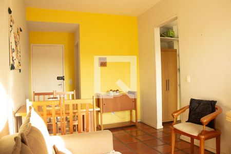 Sala de apartamento para alugar com 1 quarto, 70m² em Centro, Cabo Frio