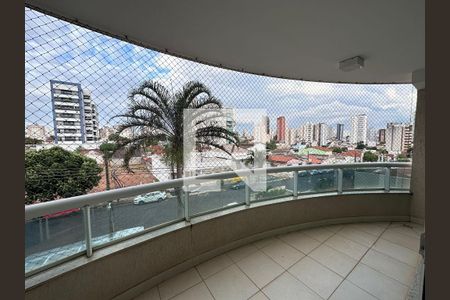 Apartamento para alugar com 3 quartos, 170m² em Osvaldo Rezende, Uberlândia