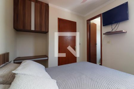 Suíte 1 de casa de condomínio à venda com 2 quartos, 57m² em Parque Boturussu, São Paulo