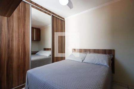 Suíte 1 de casa de condomínio à venda com 2 quartos, 57m² em Parque Boturussu, São Paulo