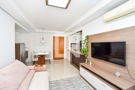 Sala de apartamento para alugar com 2 quartos, 70m² em Chácara das Pedras, Porto Alegre