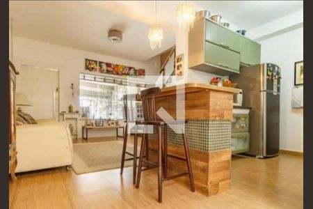 Casa à venda com 2 quartos, 132m² em Vila do Bosque, São Paulo