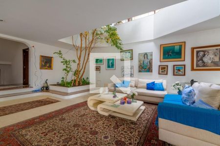 Casa à venda com 4 quartos, 750m² em Cidade Jardim, São Paulo