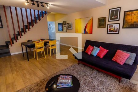 Casa à venda com 3 quartos, 214m² em Vila Mariana, São Paulo