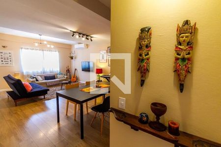 Casa à venda com 3 quartos, 214m² em Vila Mariana, São Paulo