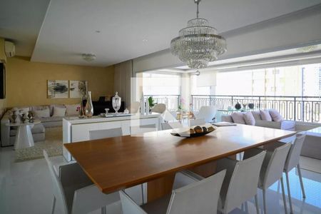 Apartamento à venda com 3 quartos, 250m² em Aclimação, São Paulo