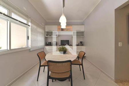 Casa à venda com 4 quartos, 214m² em Campo Belo, São Paulo