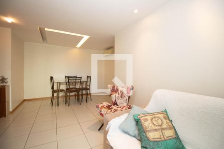 Apartamento para alugar com 2 quartos, 69m² em Qi 27, Brasília