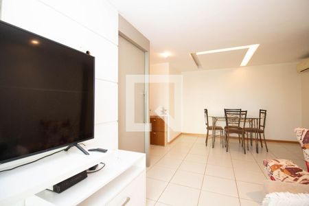 Apartamento para alugar com 2 quartos, 69m² em Qi 27, Brasília