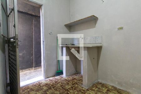 Casa à venda com 4 quartos, 250m² em Vila Ponte Rasa, São Paulo