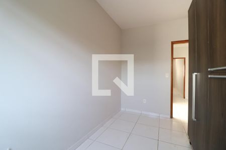 Quarto 1 de casa para alugar com 2 quartos, 57m² em Jardim Europa, Uberlândia