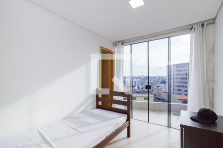 Quarto 1 de casa para alugar com 3 quartos, 100m² em Jardim Maristela, São Paulo