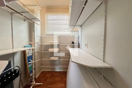 Closet da suite de apartamento para alugar com 2 quartos, 87m² em Copacabana, Rio de Janeiro