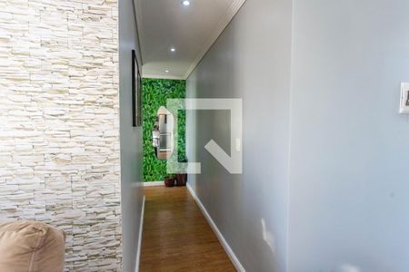 Corredor  de apartamento para alugar com 2 quartos, 54m² em Centro, Diadema