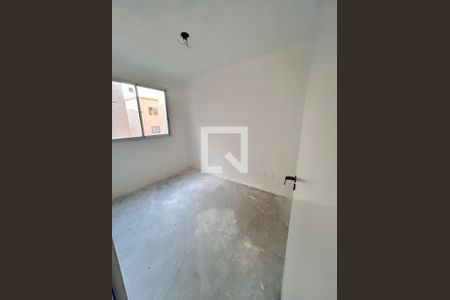 Quarto de apartamento à venda com 2 quartos, 42m² em Campo Novo, Porto Alegre