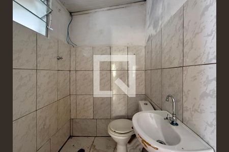 Banheiro  de casa para alugar com 1 quarto, 50m² em Chácara Santana, São Paulo