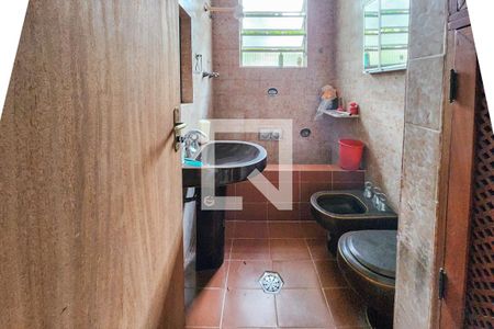 Banheiro  de apartamento à venda com 2 quartos, 70m² em Cosme Velho, Rio de Janeiro