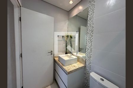 Banheiro 1 de casa de condomínio para alugar com 5 quartos, 600m² em  Parque Residencial Mirante do Vale, Jacareí