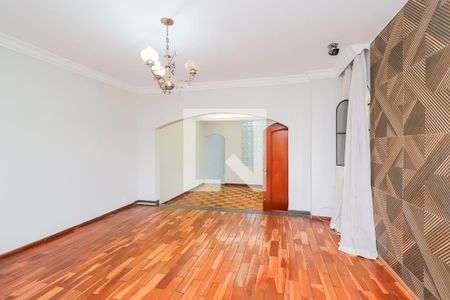 Casa à venda com 3 quartos, 195m² em Jardim Nossa Senhora do Carmo, São Paulo