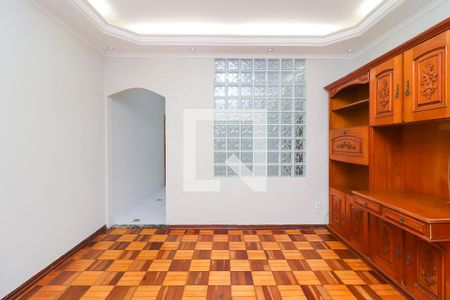 Casa à venda com 3 quartos, 195m² em Jardim Nossa Senhora do Carmo, São Paulo