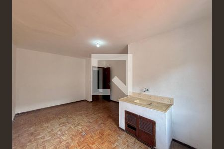Quarto  de casa para alugar com 0 quarto, 39m² em Jardim Sao Luiz, São Paulo